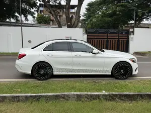 Mercedes-Benz C300 Luxury 4Matic Sedan AWD (2.0L 4cyl 7A) 2016 White