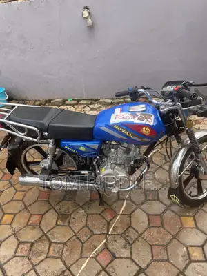 New Royal RY125 2026 Blue
