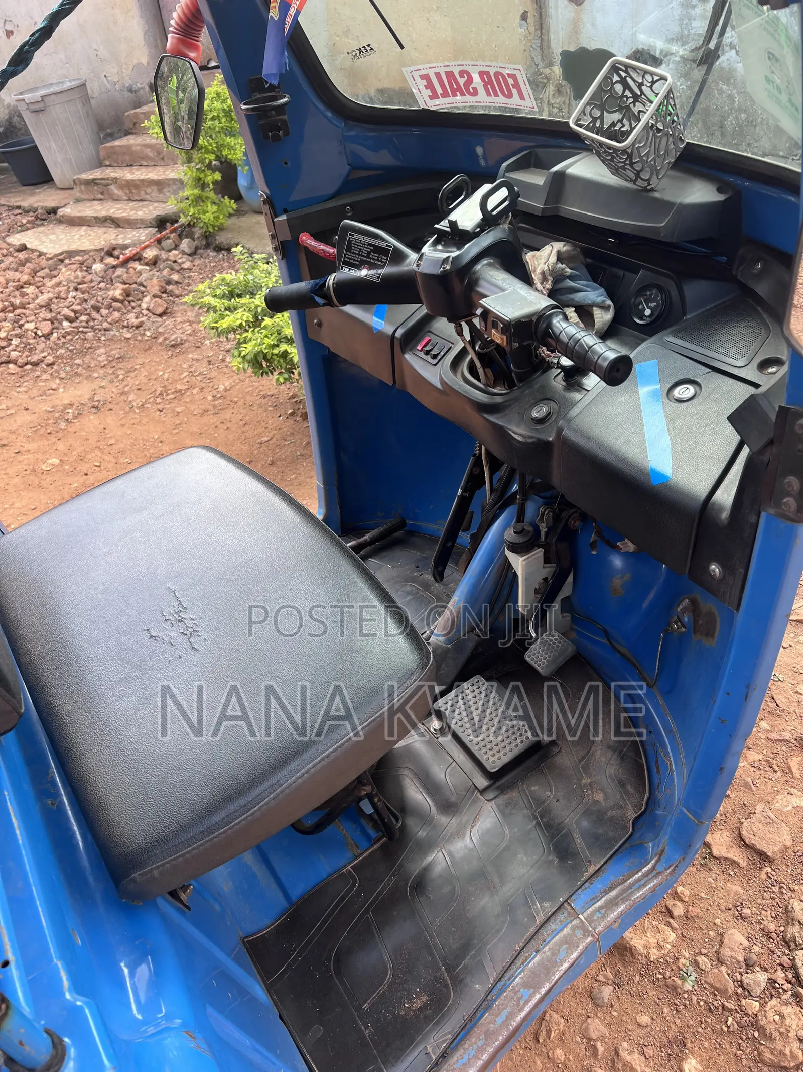 TVS King Cargo 2024 Blue
