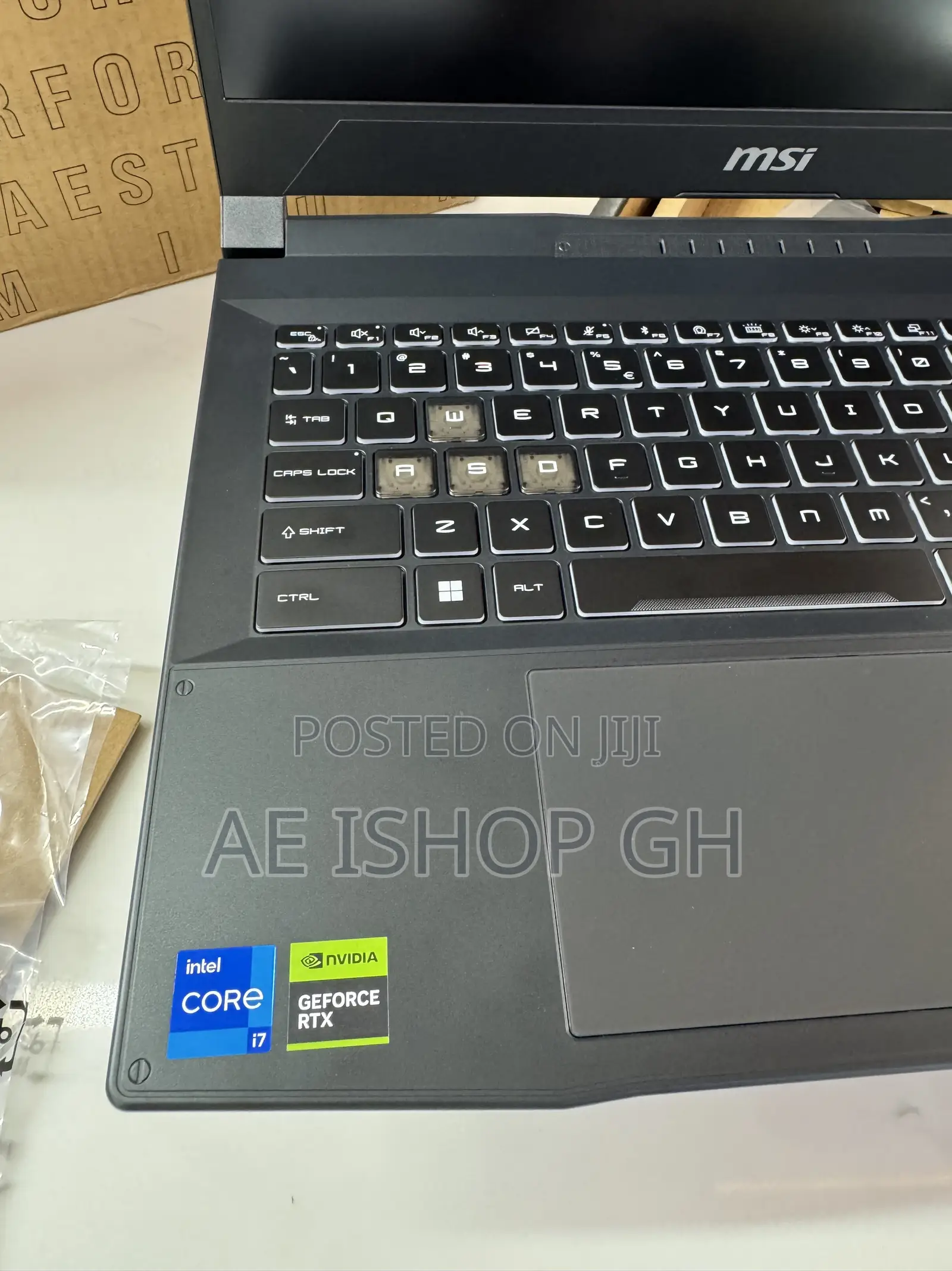 New Laptop MSI Katana 15 16GB Intel Core i7 SSD 512GB