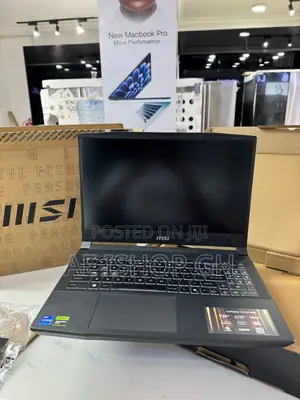 New Laptop MSI Katana 15 16GB Intel Core i7 SSD 512GB