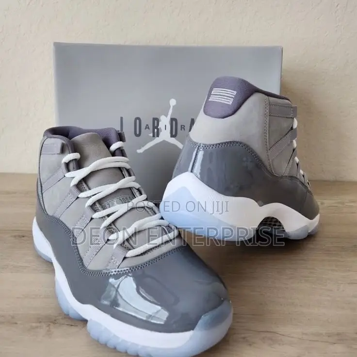 Air Jordan 11