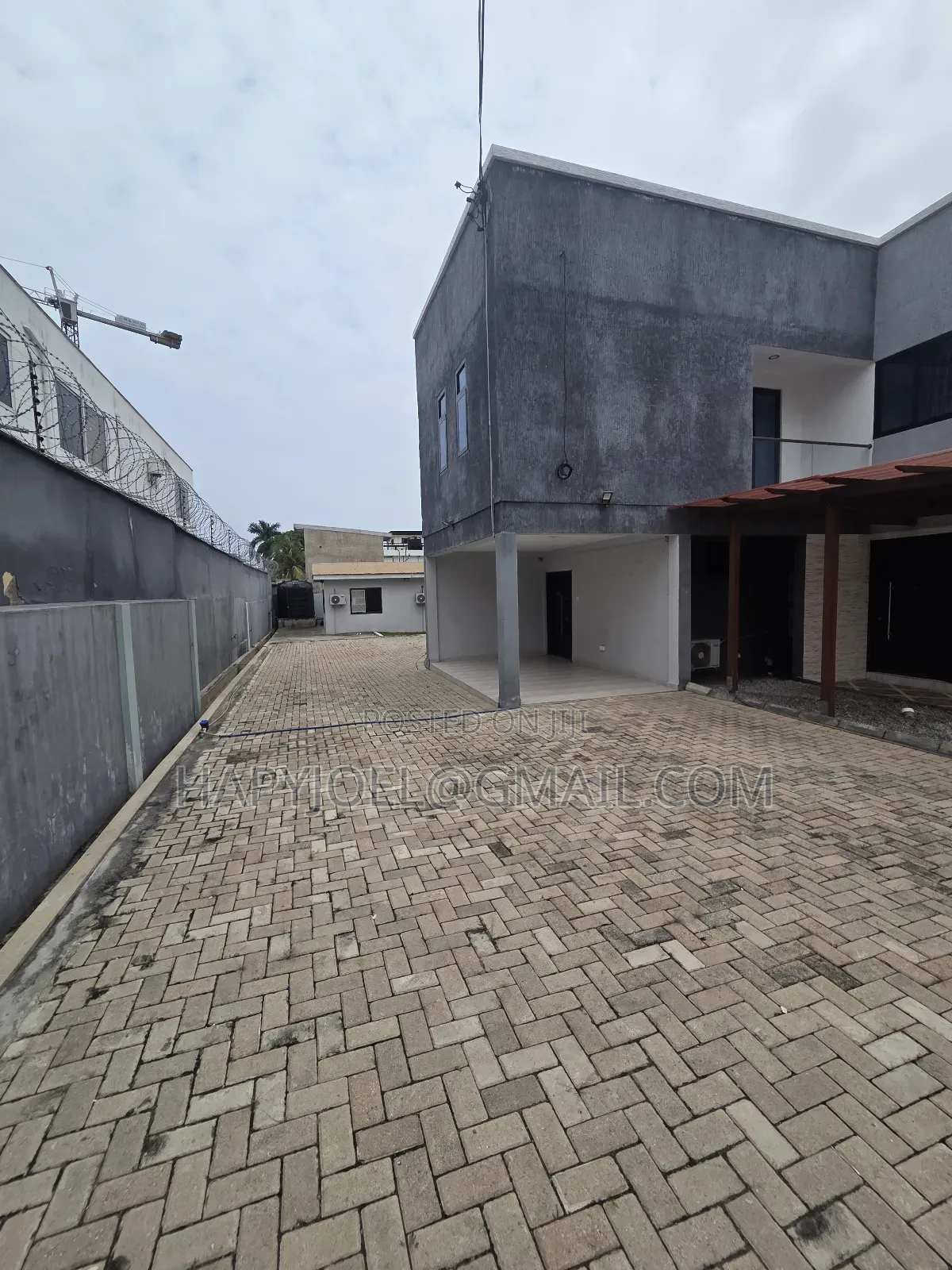 5bdrm House in Labone for rent