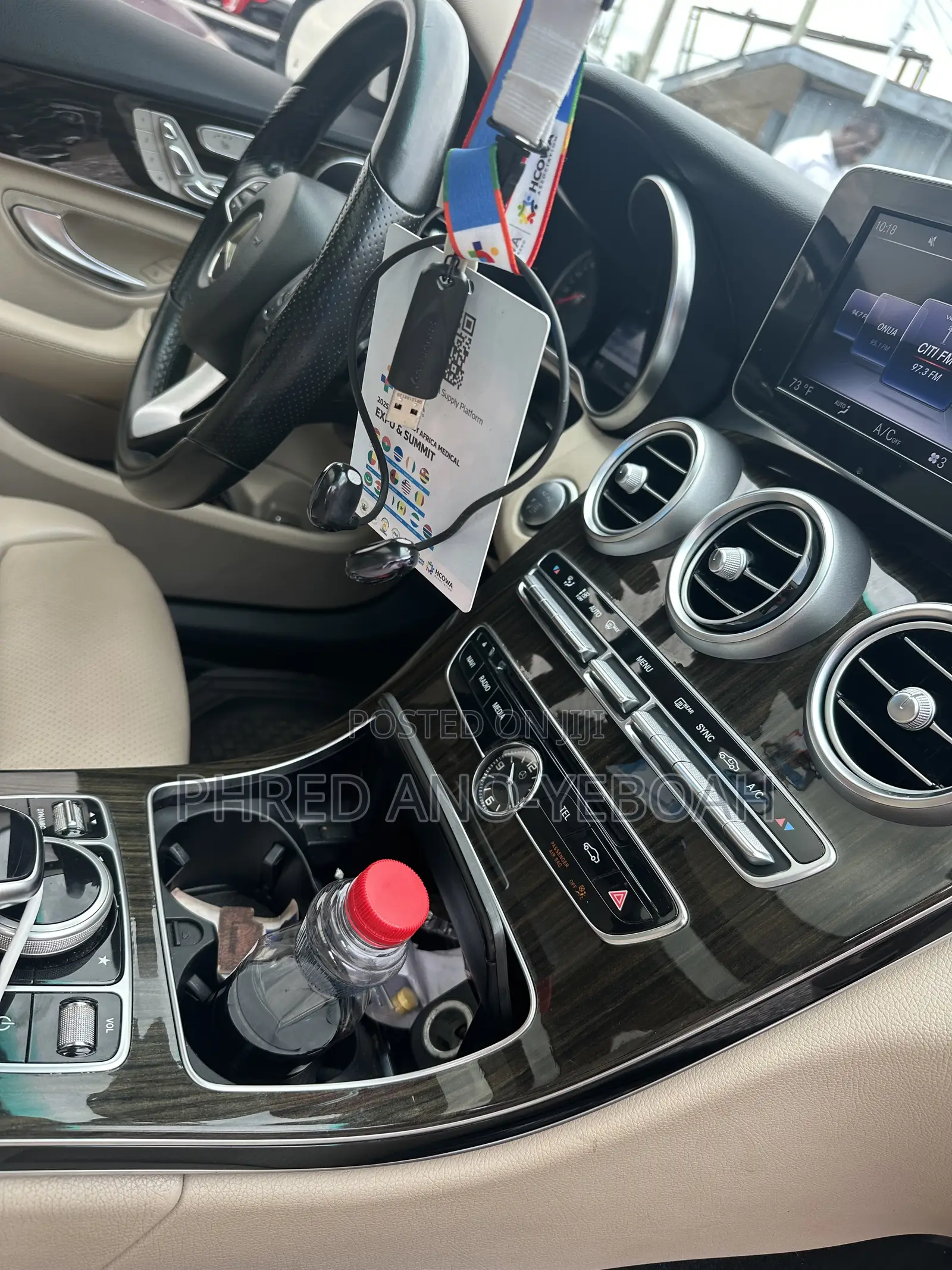 Mercedes-Benz C300 Luxury 4matic Sedan AWD (2.0L 4cyl 7A) 2017 White
