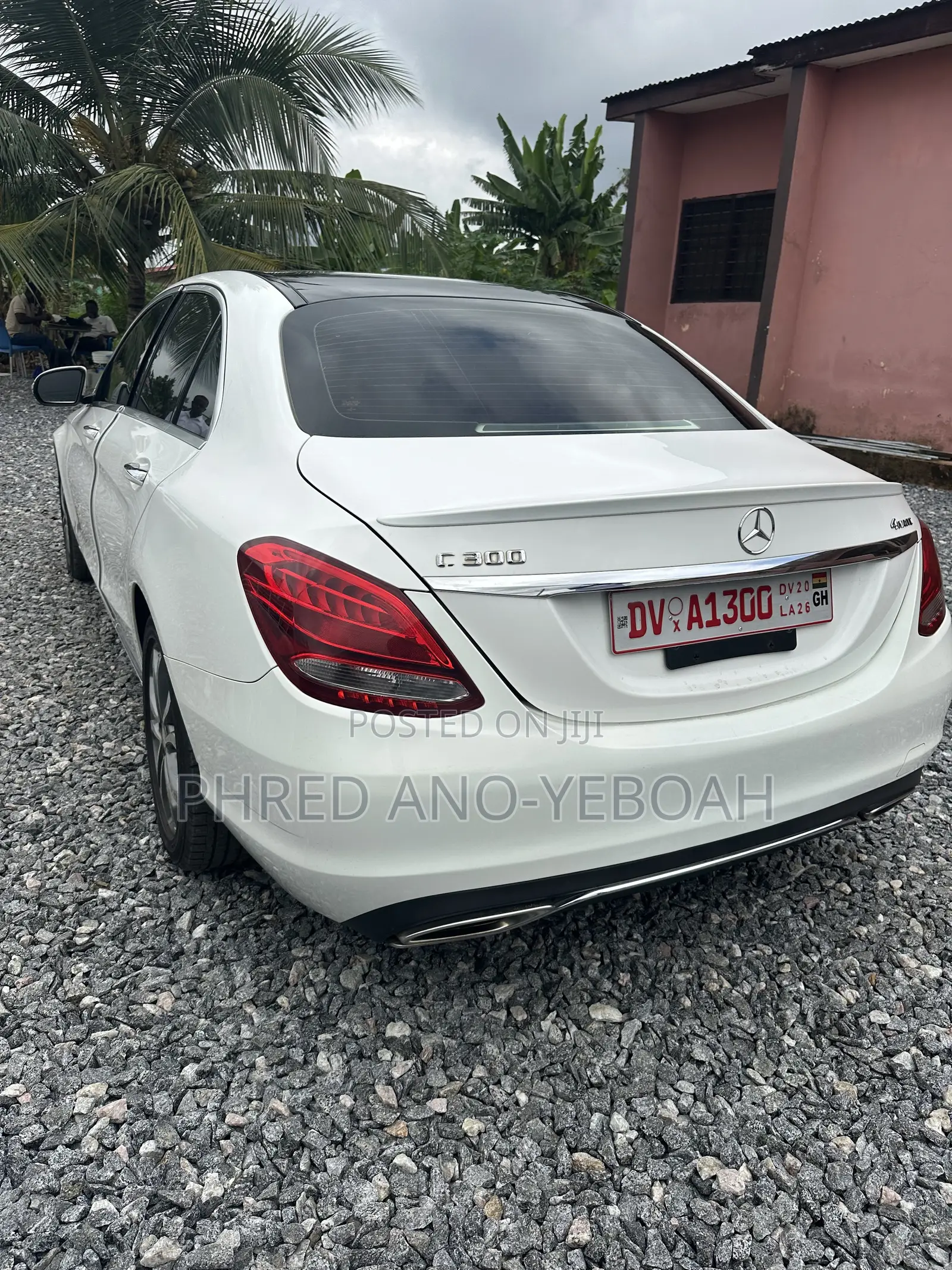 Mercedes-Benz C300 Luxury 4matic Sedan AWD (2.0L 4cyl 7A) 2017 White