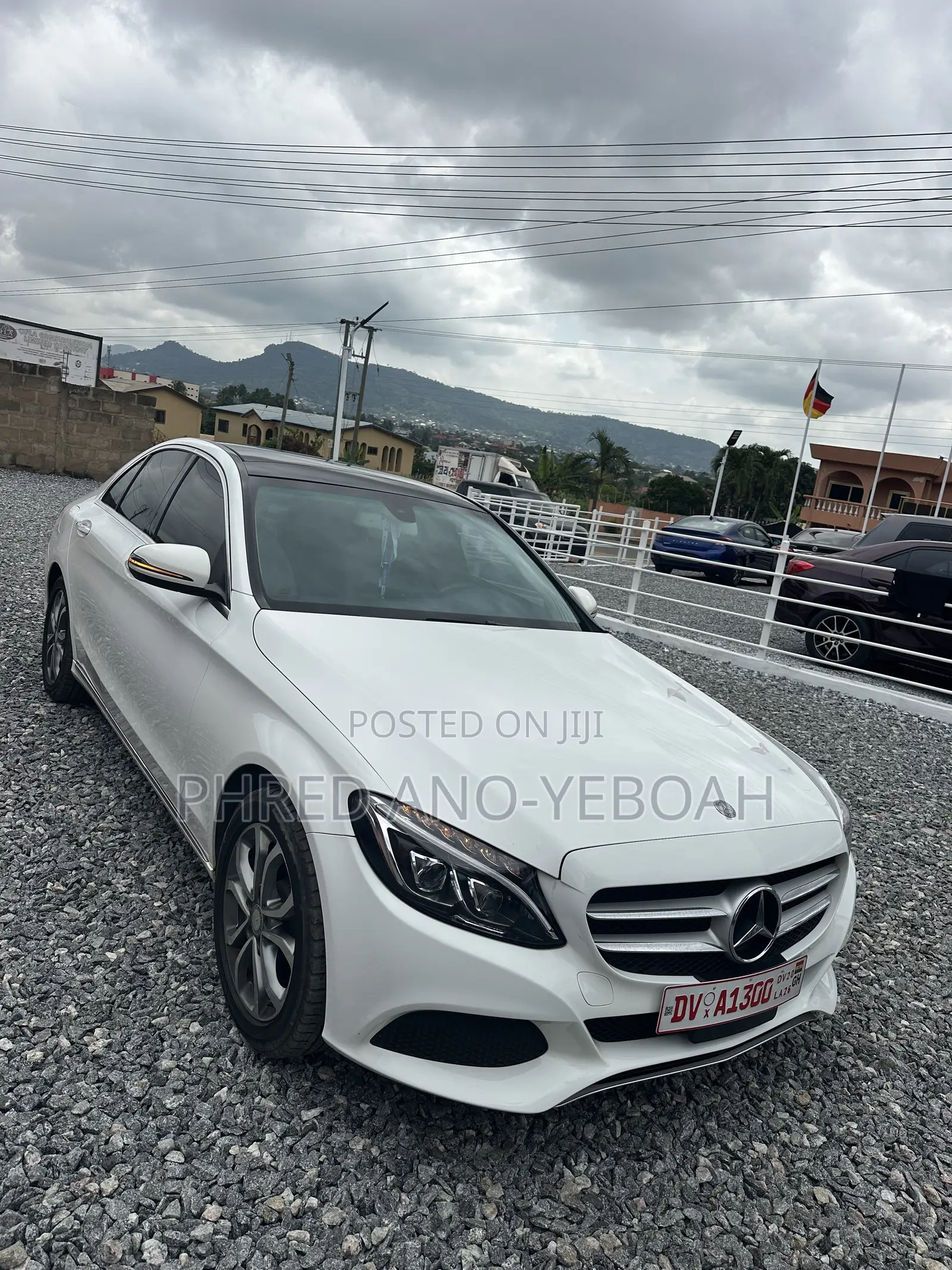 Mercedes-Benz C300 Luxury 4matic Sedan AWD (2.0L 4cyl 7A) 2017 White