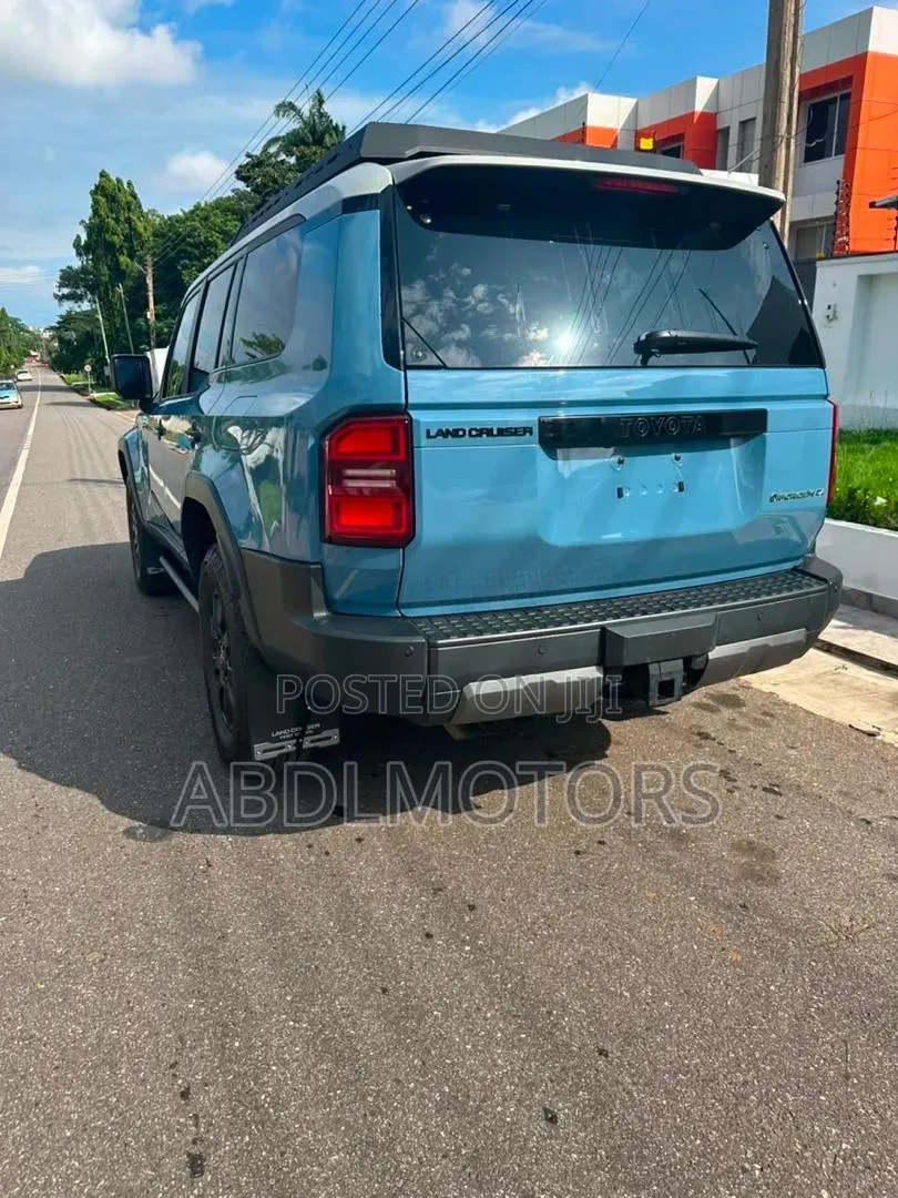 Toyota Land Cruiser Prado 2024 Blue