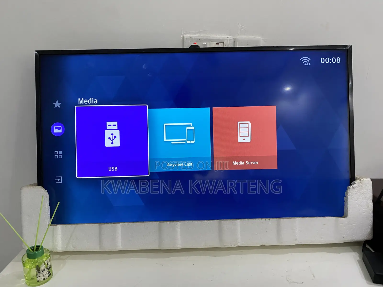 Hisense 43” Smart TV