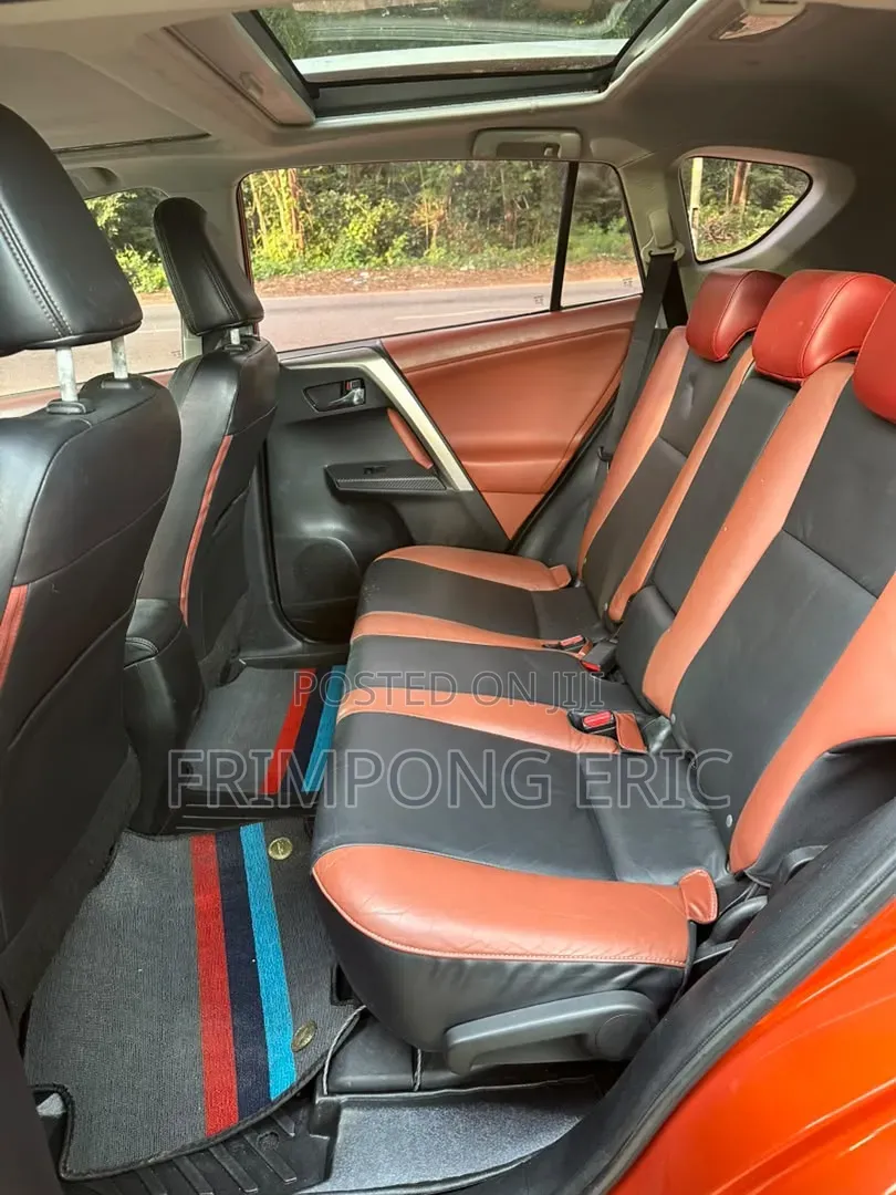 Toyota RAV4 2013 Red