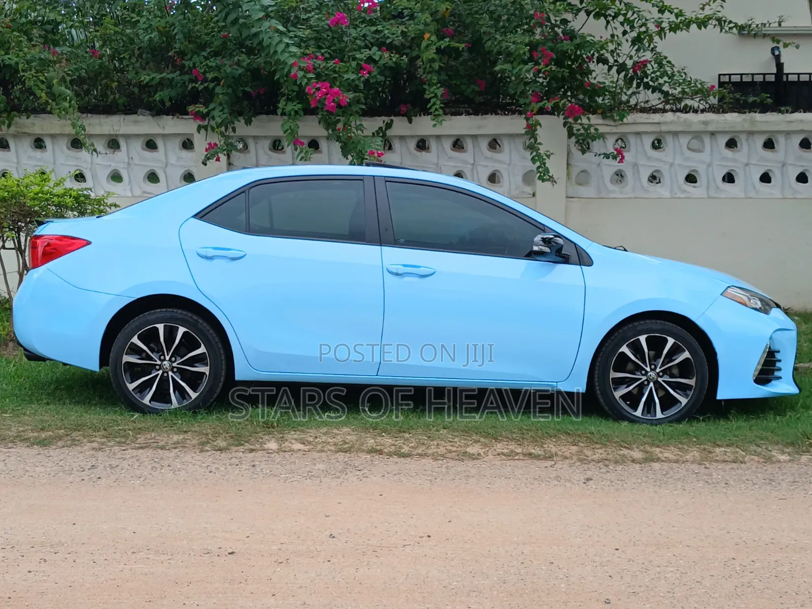 Toyota Corolla 2017 Blue