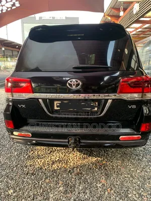 Toyota Land Cruiser 2016 Black