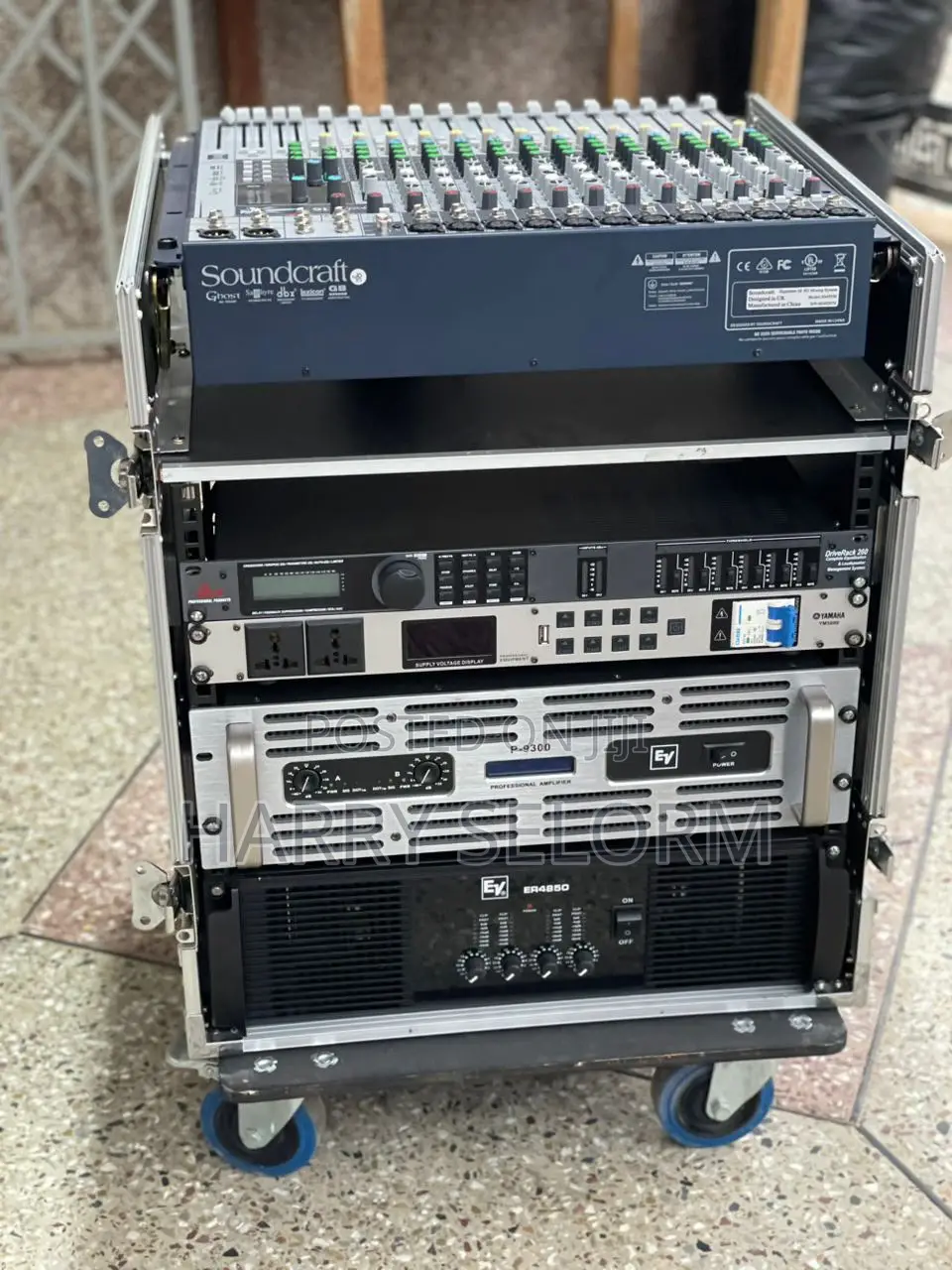 Full Rack and Speaker Set