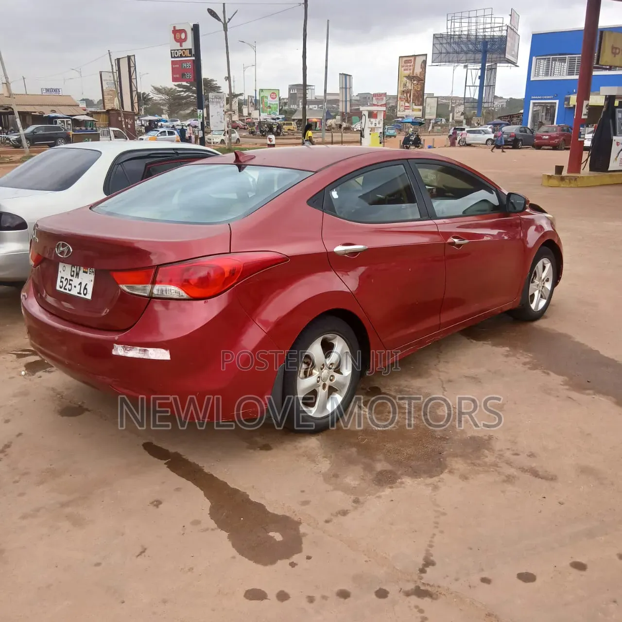 Hyundai Elantra 2013 Red