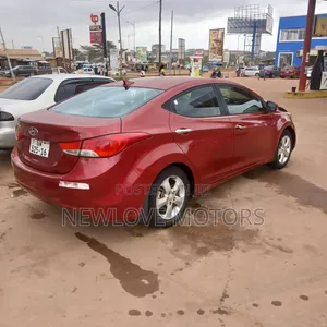 Hyundai Elantra 2013 Red