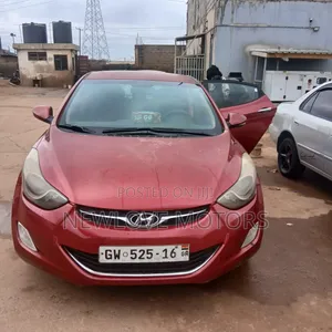 Hyundai Elantra 2013 Red