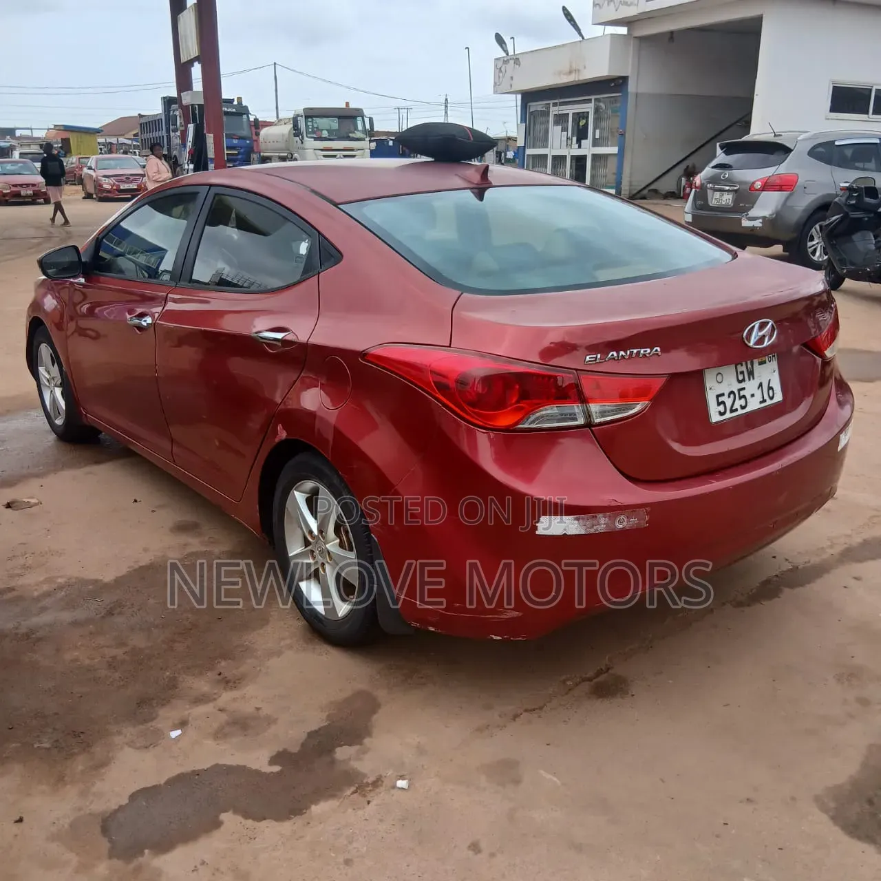Hyundai Elantra 2013 Red