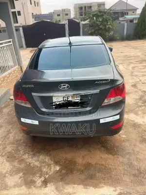 Hyundai Accent GLS 2012 Gray
