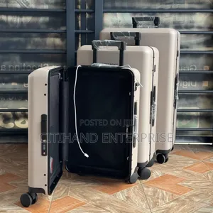Quality Travelling /Luggage Bag - Beautiful Travelling Memories