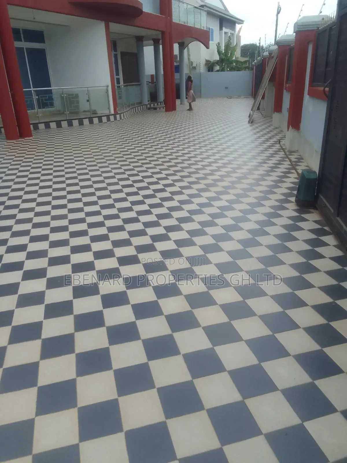 5bdrm House in Ebenard Properties, Baatsona Total for rent