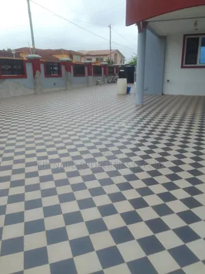 5bdrm House in Ebenard Properties, Baatsona Total for rent