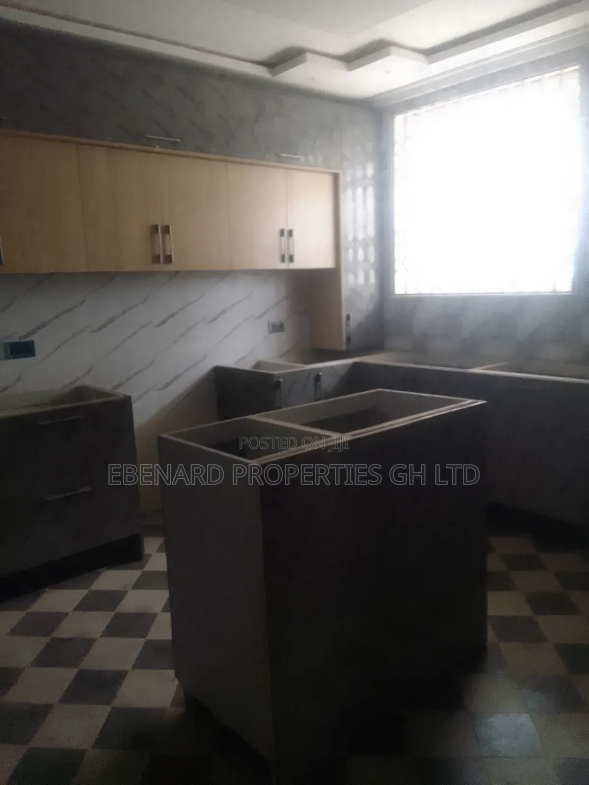 5bdrm House in Ebenard Properties, Baatsona Total for rent