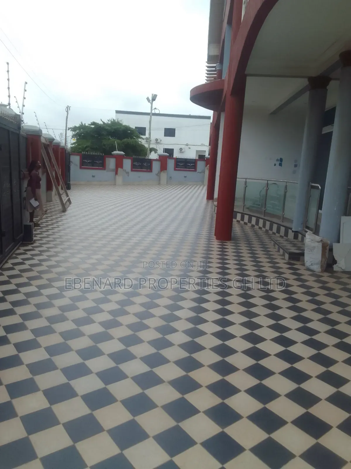 5bdrm House in Ebenard Properties, Baatsona Total for rent