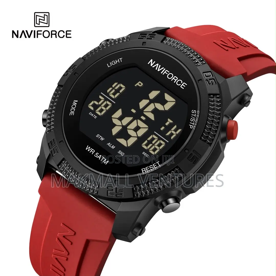 Naviforce Sports Watch (NF 7104)