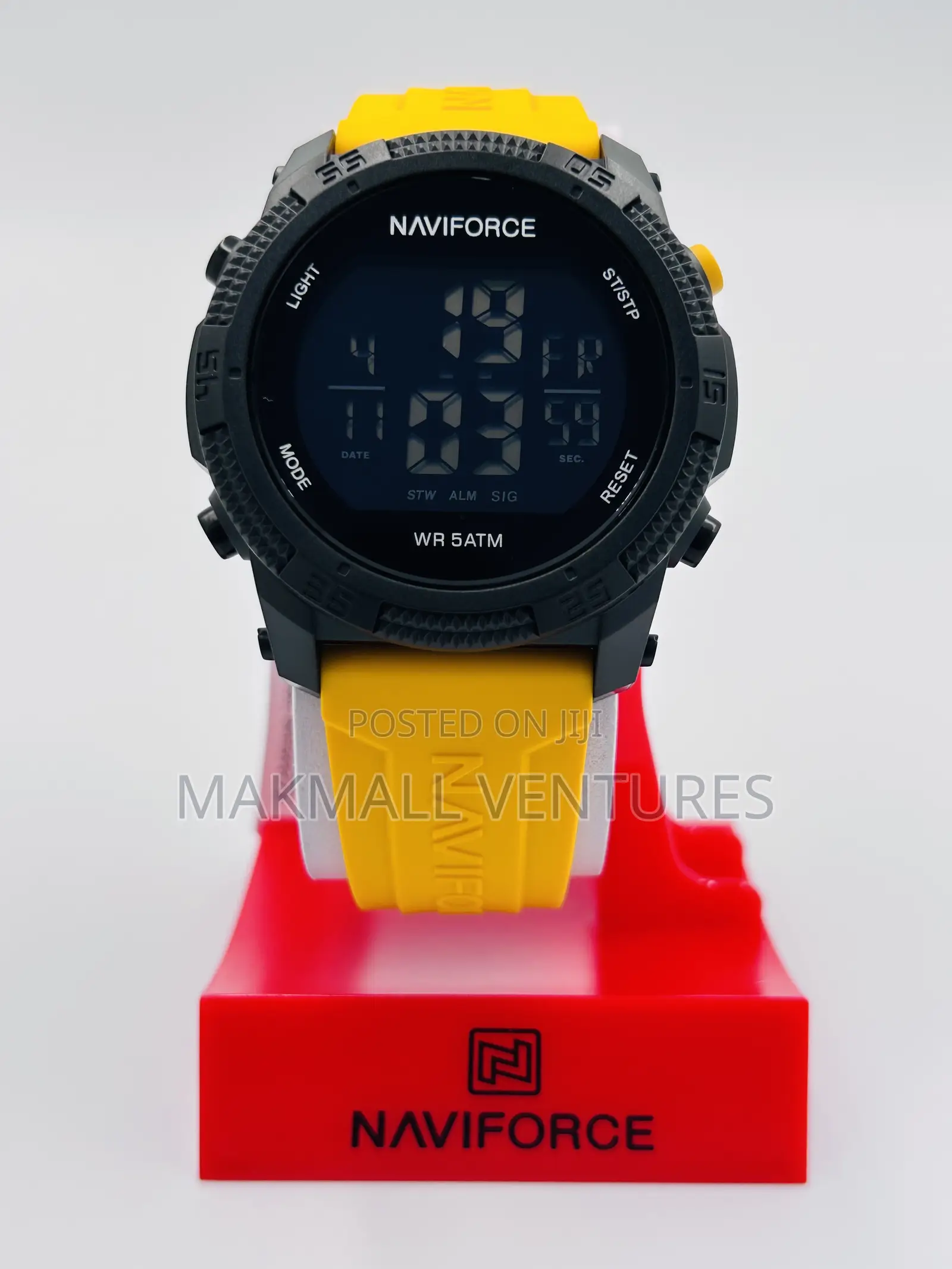 Naviforce Sports Watch (NF 7104)
