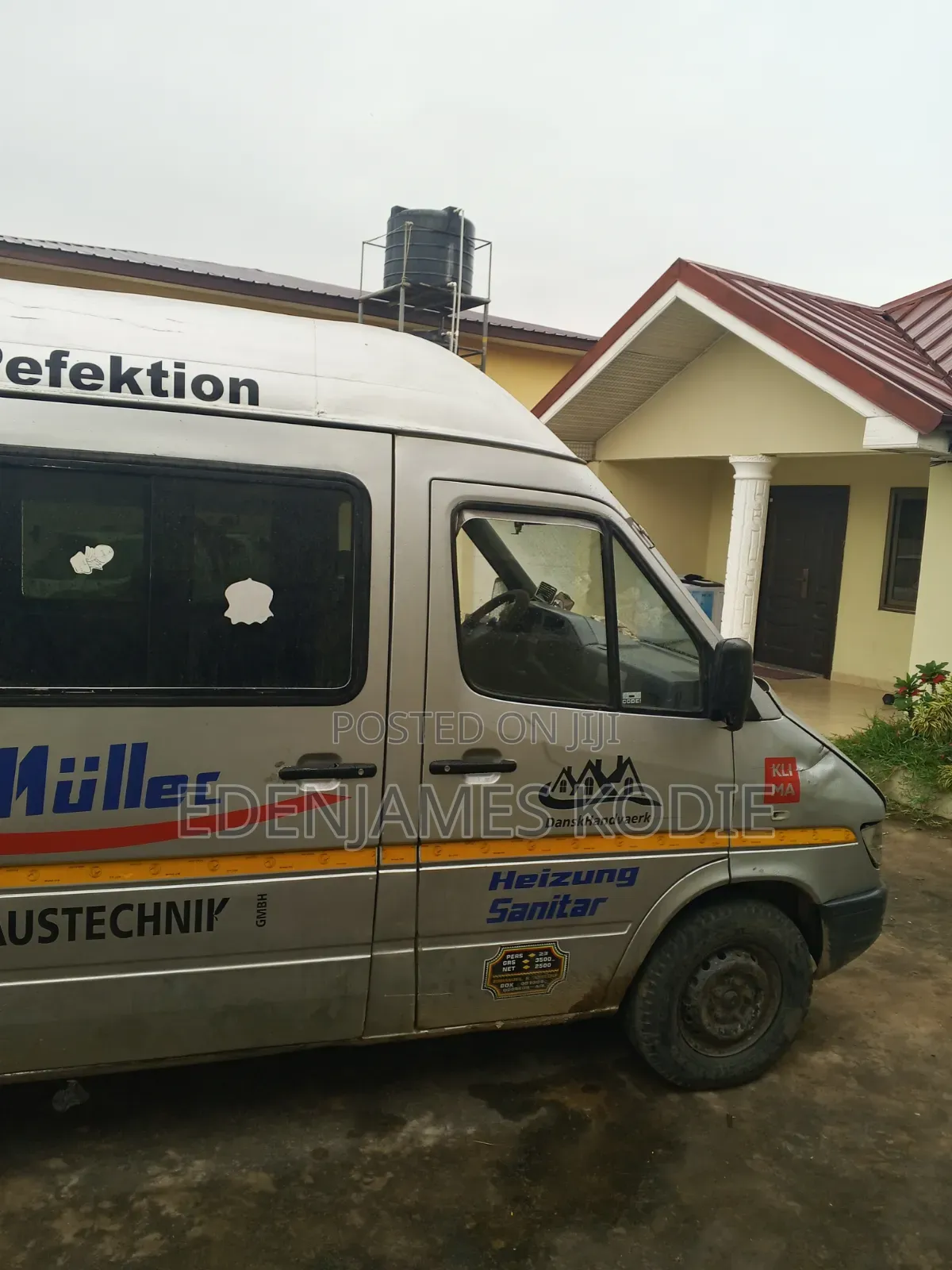 Mercedes-Benz Sprinter 2000 Silver