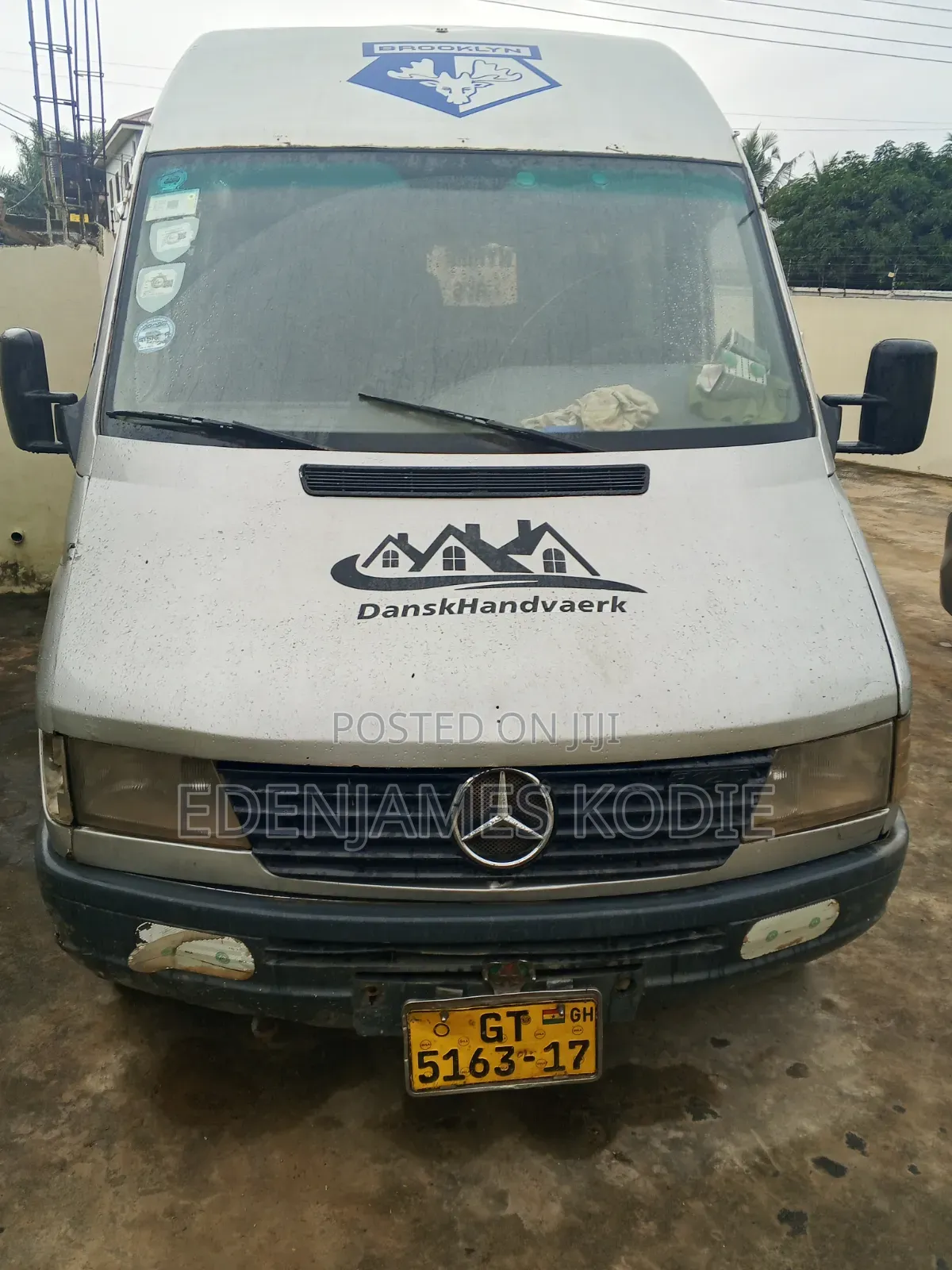 Mercedes-Benz Sprinter 2000 Silver