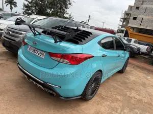 Hyundai Elantra 2012 Green