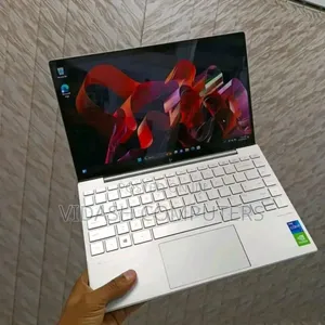 New Laptop HP Pavilion 13 16GB Intel Core i7 SSD 512GB