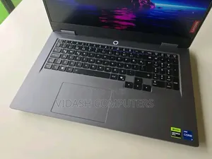 New Laptop Lenovo LOQ 15ARP9 16GB Intel Core i7 SSD 512GB