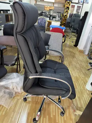 Luxury Executive Office Chair – Brand New