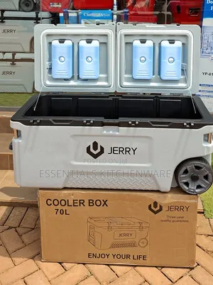 Jerry Heavy-Duty Ice Chest 120L