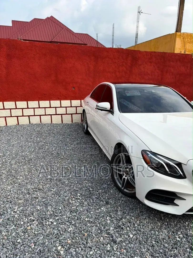 Mercedes-Benz E300 2018 White