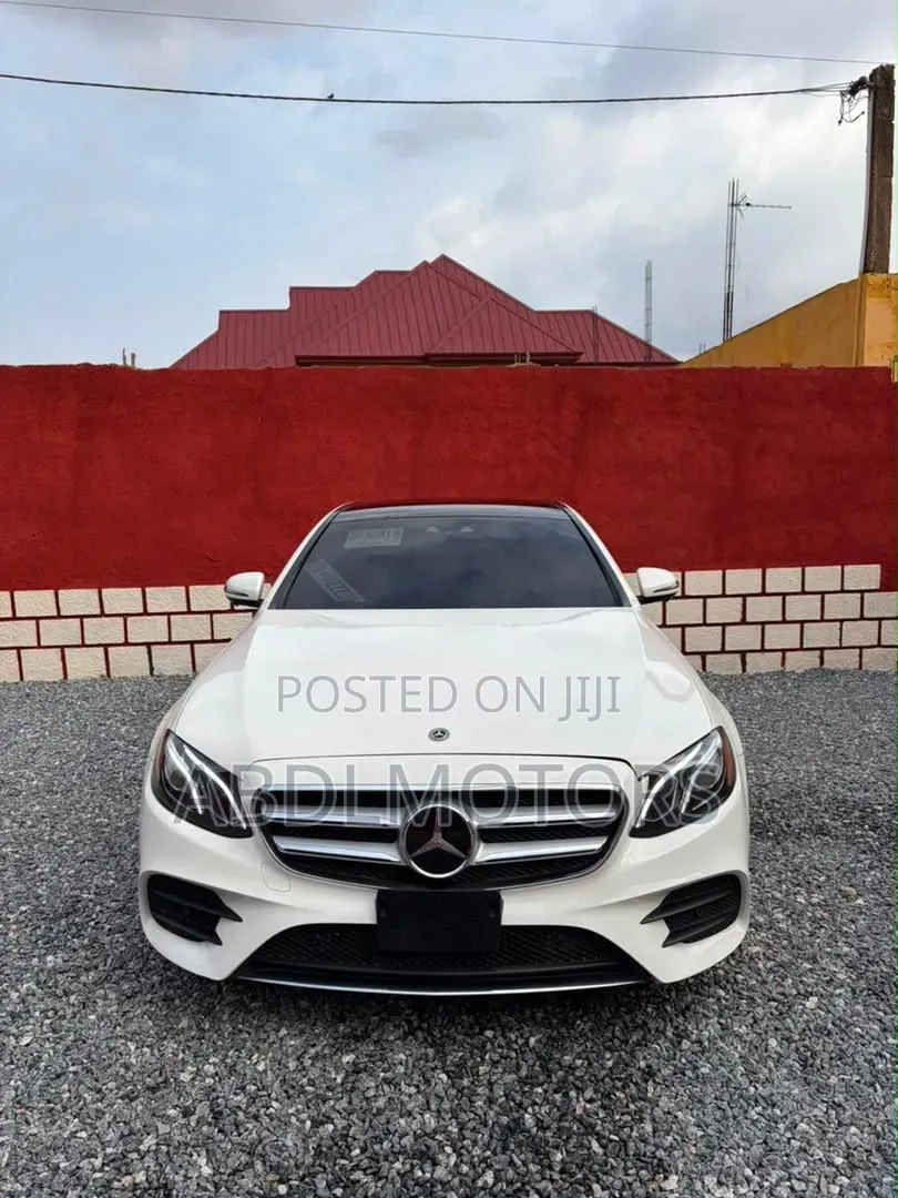 Mercedes-Benz E300 2018 White