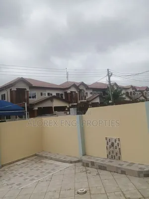 3bdrm Duplex in Teiman, Abokobi, Pentecost for rent