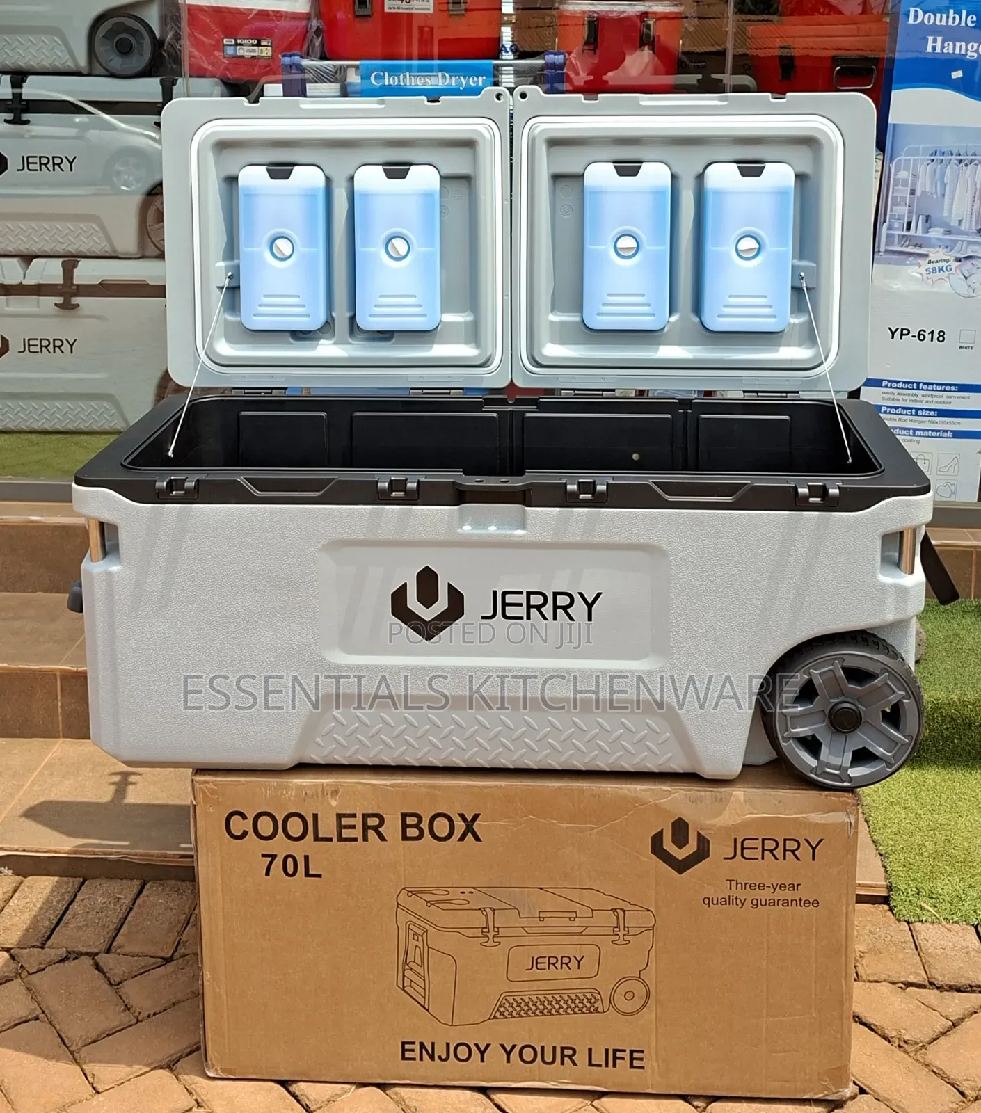 Jerry 70L Heavy-Duty Ice Chest