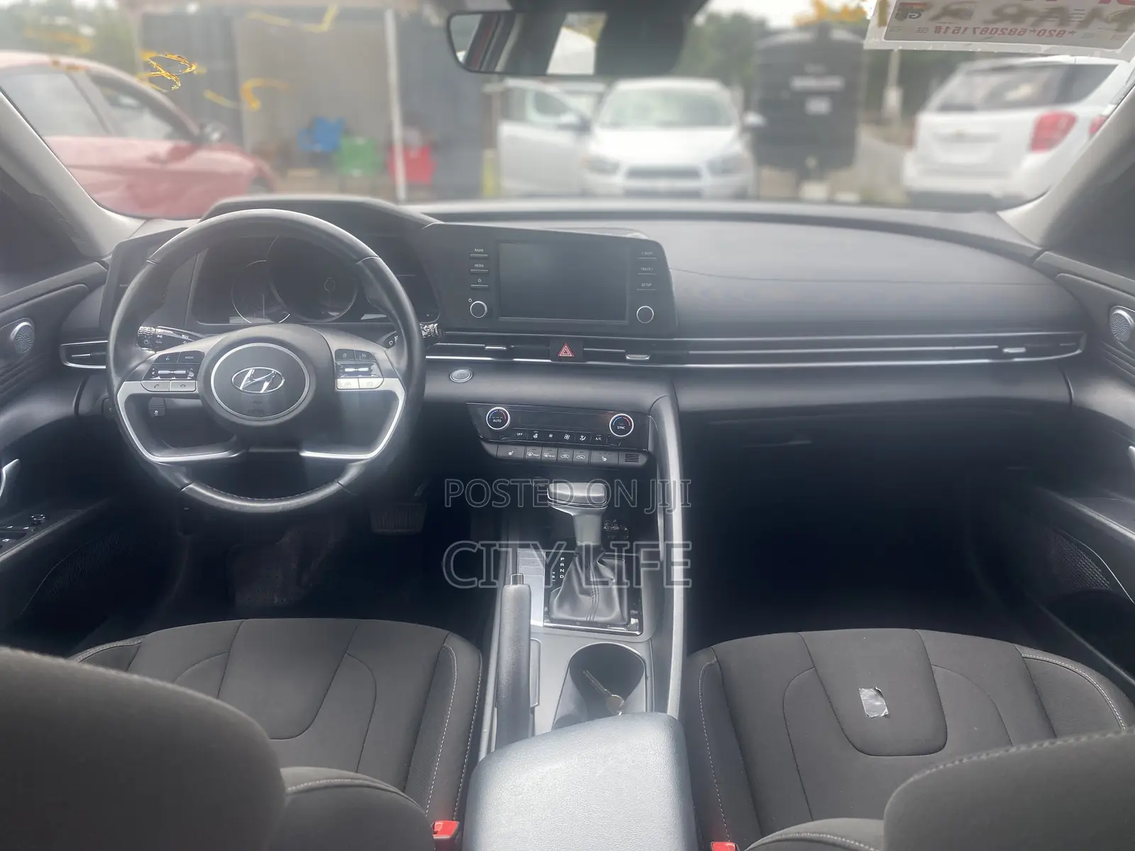 Hyundai Elantra 2021 Red