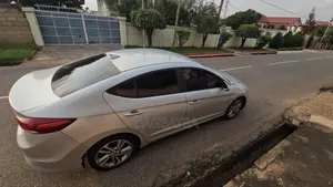 Hyundai Elantra 2018 Gray