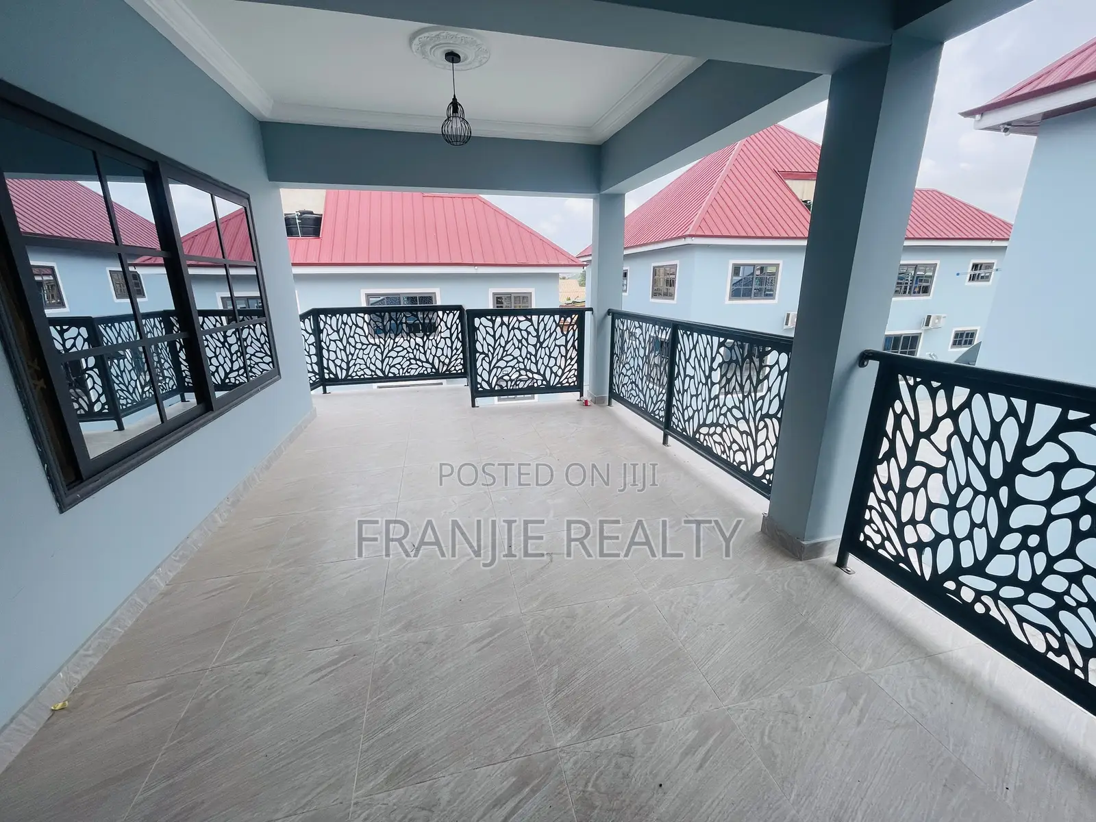 2bdrm Apartment in Franjie Realty, West Hills Mall Area for rent
