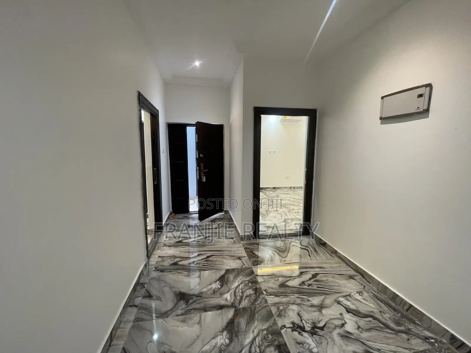 2bdrm Apartment in Franjie Realty, West Hills Mall Area for rent