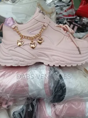 Elegant Ladies Sneakers. Size 36-42