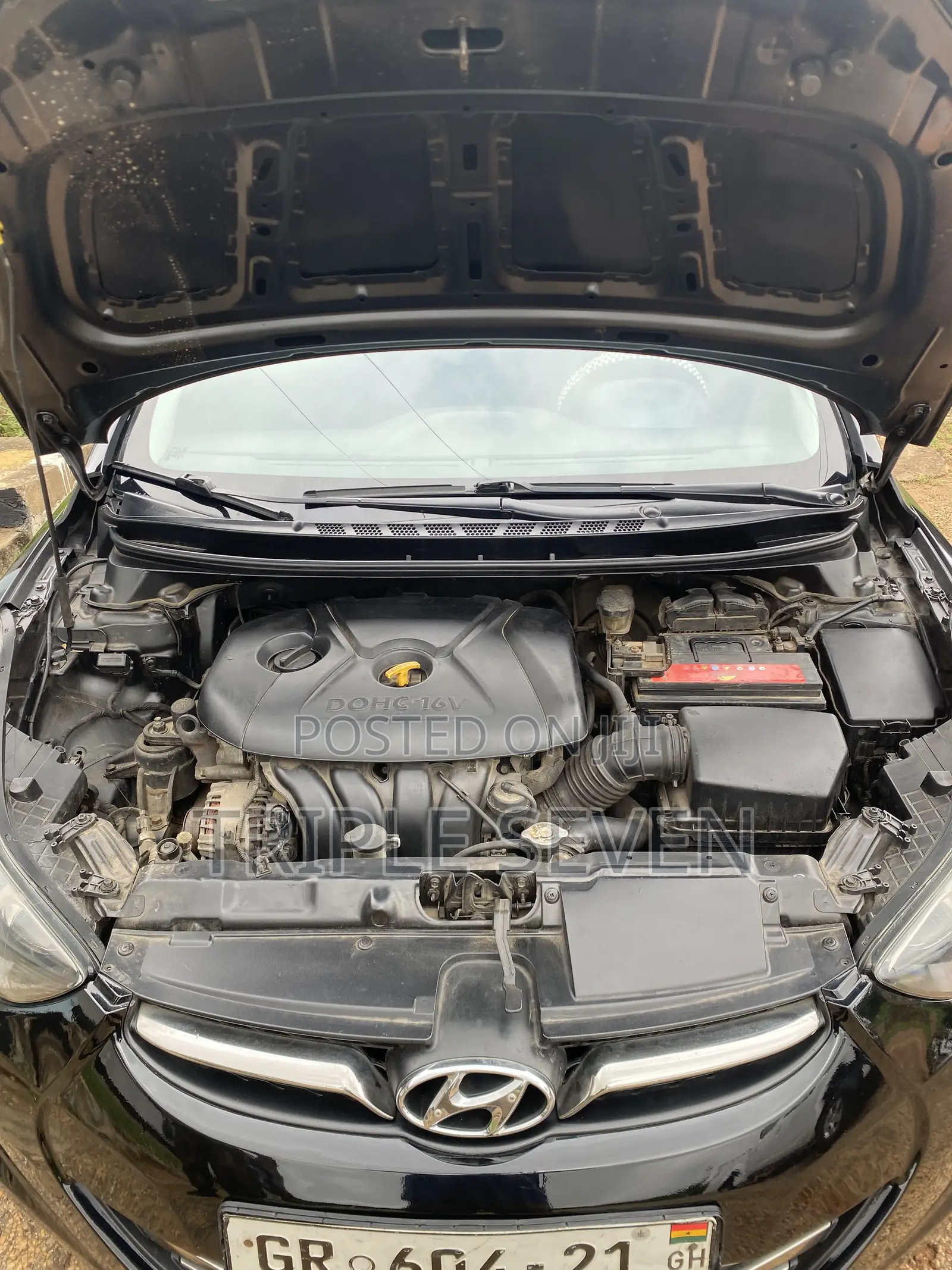 Hyundai Elantra Limited Sedan FWD (1.8L 4cyl 6A) 2013 Black