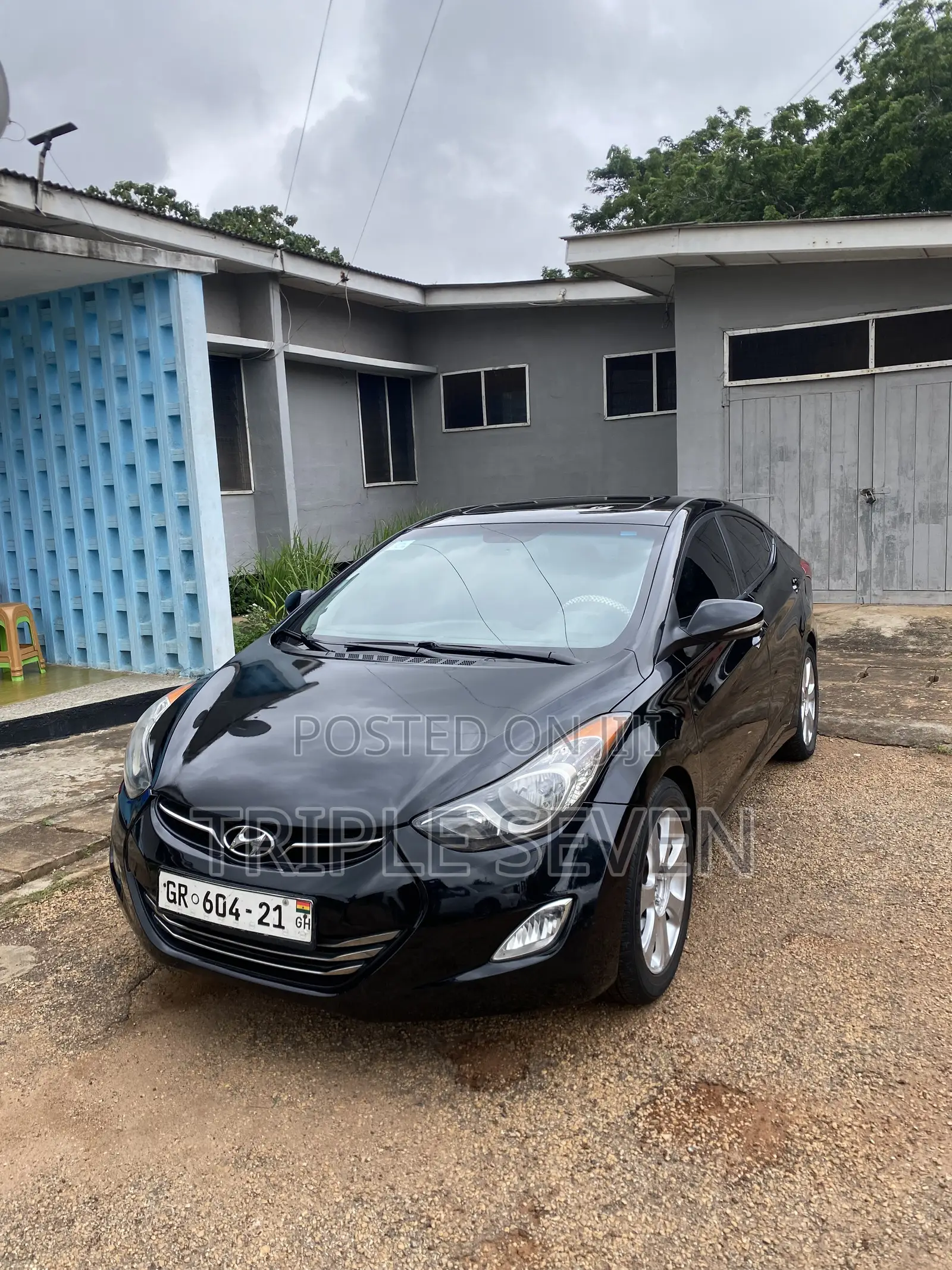 Hyundai Elantra Limited Sedan FWD (1.8L 4cyl 6A) 2013 Black