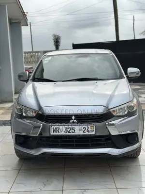 Mitsubishi Outlander 2017 Silver