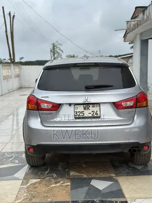 Mitsubishi Outlander 2017 Silver