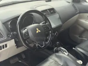 Mitsubishi Outlander 2017 Silver