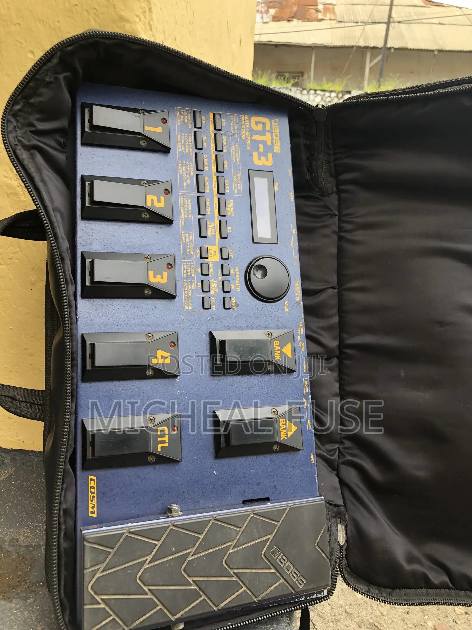 Boss Gt3 Guitar Multi Effect Pedal